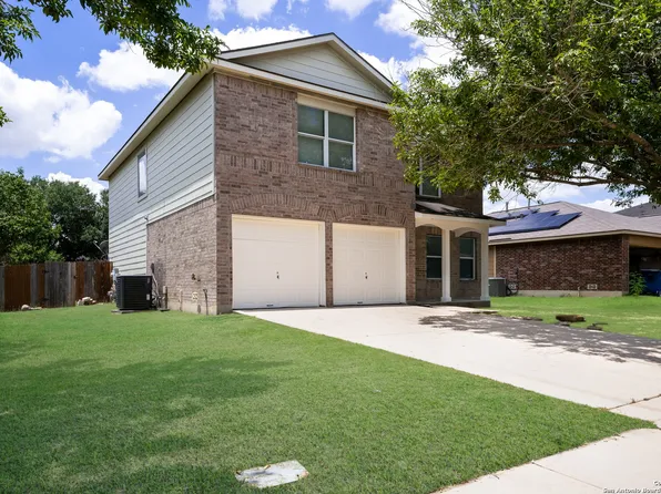 15815 Brisbane Dr, Selma, TX 78154