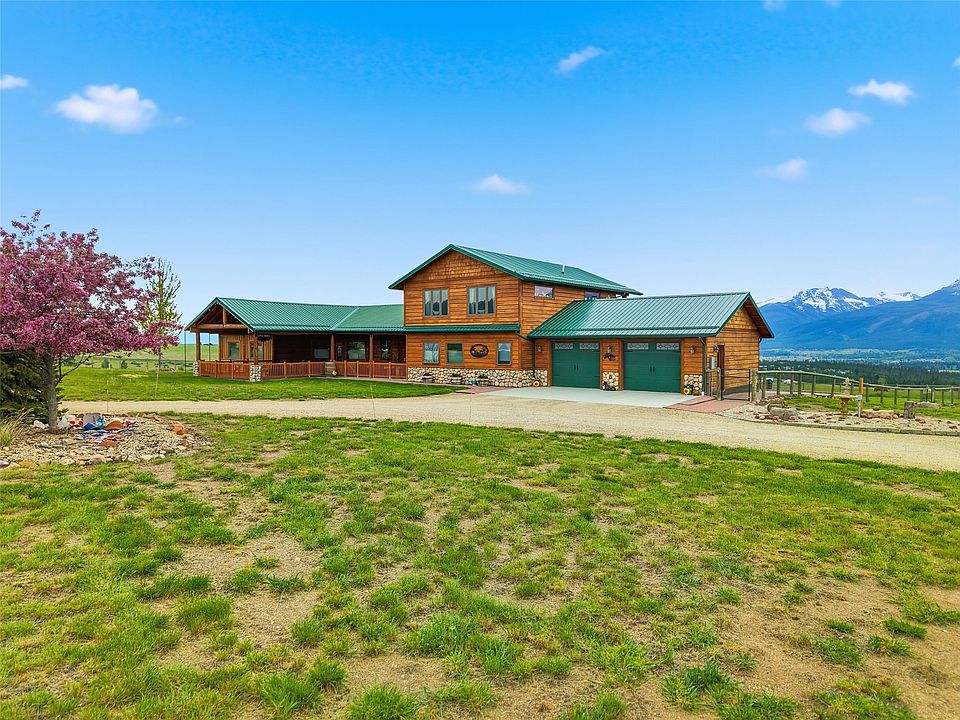 1st image of 679 Hidden Valley Rd N