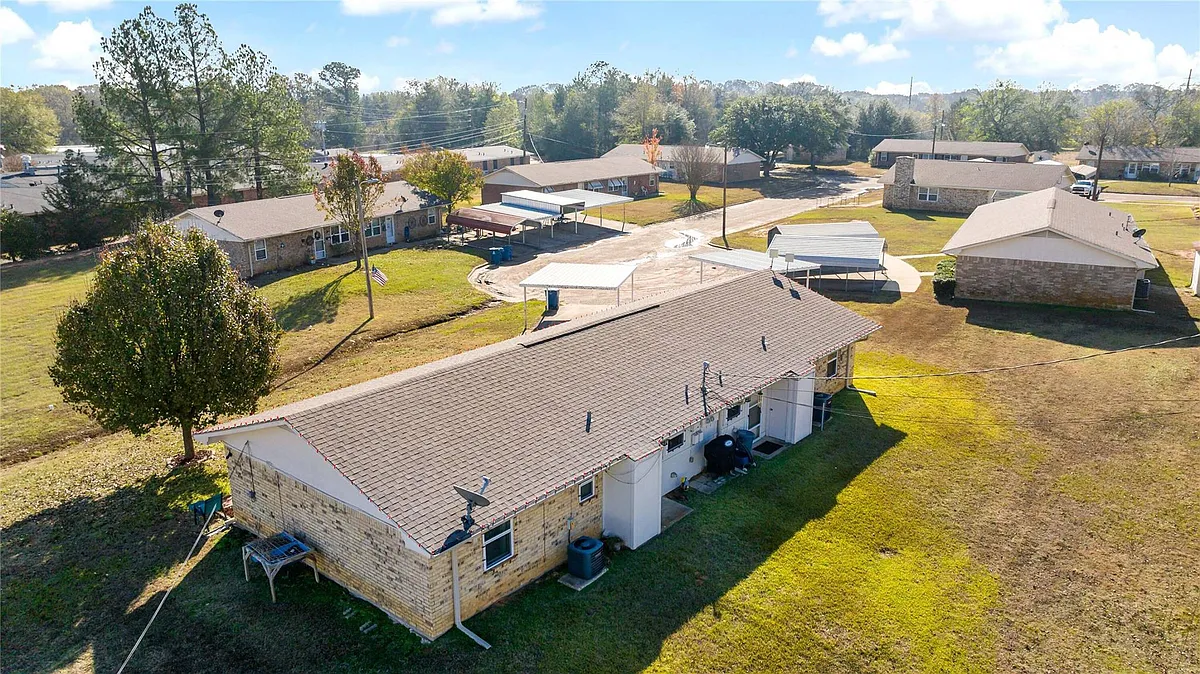 Building Photo - 971 Taylor Dr