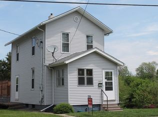 1327 Lucas St, Muscatine, IA 52761