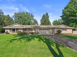 949 Hickory Hill PARKWAY, Hubertus, WI 53033