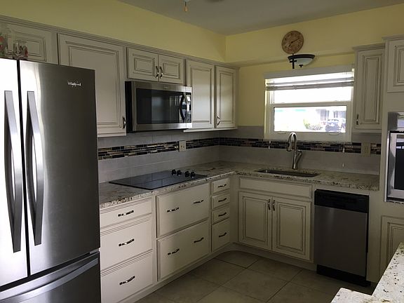 5th image of 1205 Beach Blvd