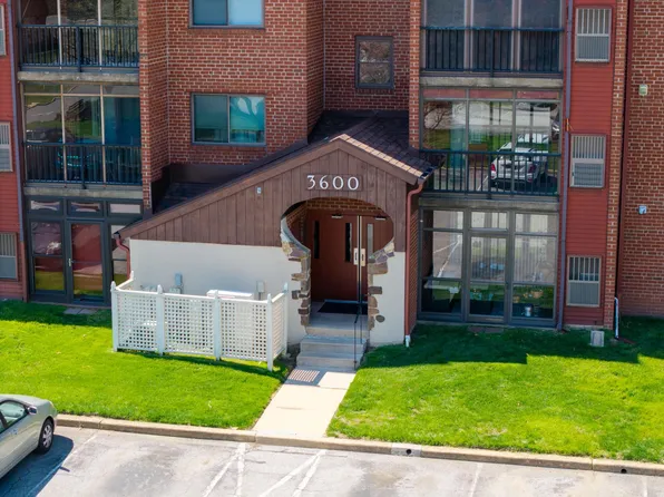 3600 Rustic Ln APT 215, Wilmington, DE 19808