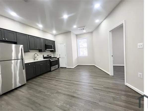 1006 Webster St NW APT 204, Washington, DC 20011