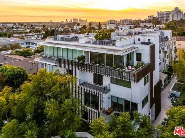1345 Havenhurst Dr APT 13, West Hollywood, CA 90046