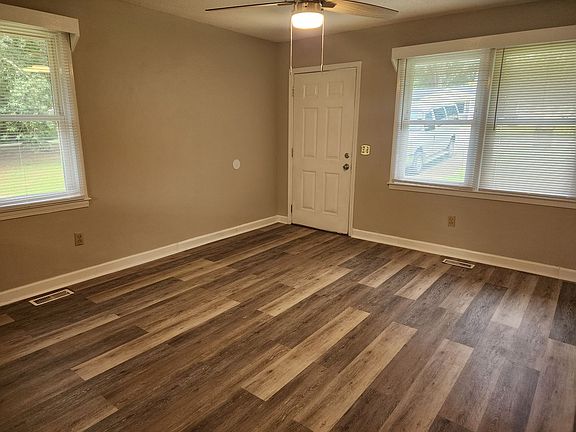 3rd image of 34A Montis Dr