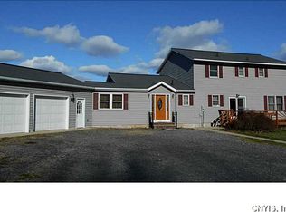 11318 Cooper St, Cato, NY 13033