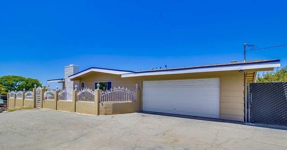 1st image of 437 Santa Clara Dr