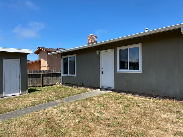 1st image of 4868 Village Ct #4868