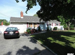 30 Ontario St, Port Jefferson Station, NY 11776