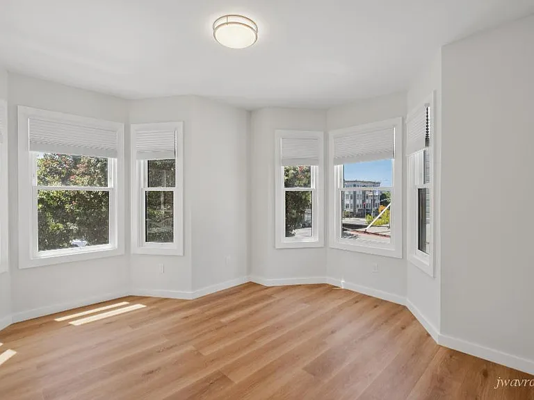 5010 Geary Blvd #2 — Photo 8