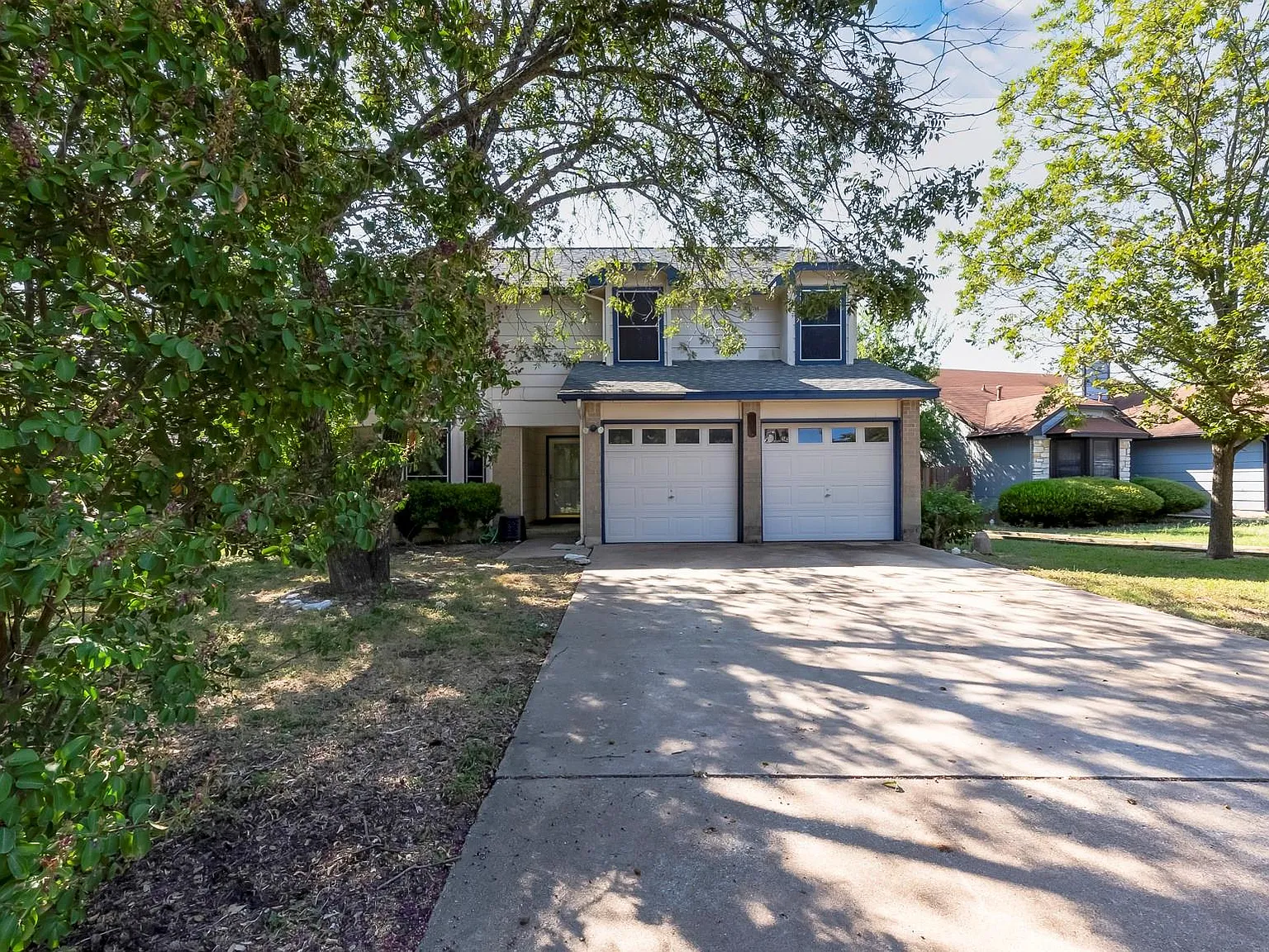 3 bed, 2.5 bath, 1693 sqft, $1,895 — Photo 3