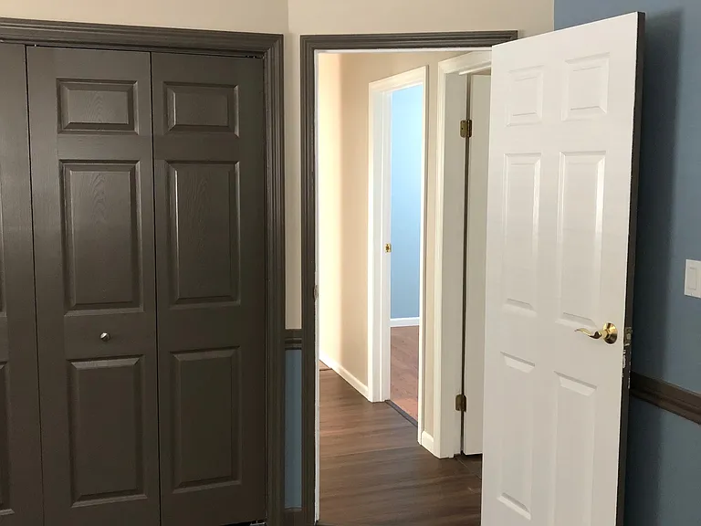 master bedroom doorway to hall