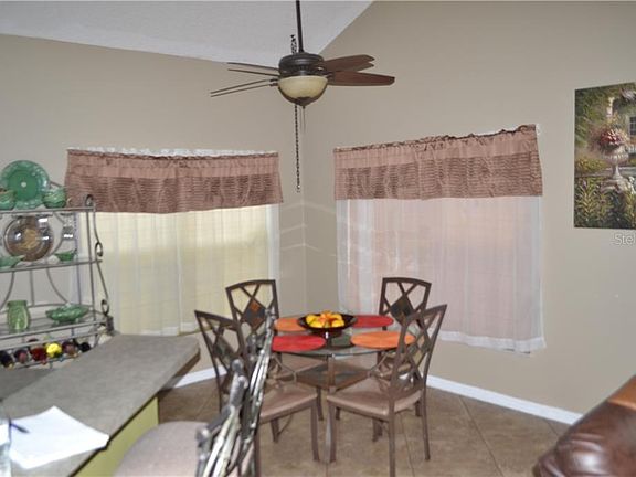 5th image of 7956 Oakstone Ct