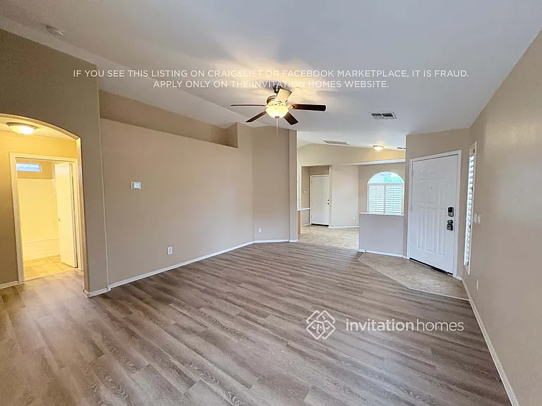 6551 E Auburn St — Photo 3