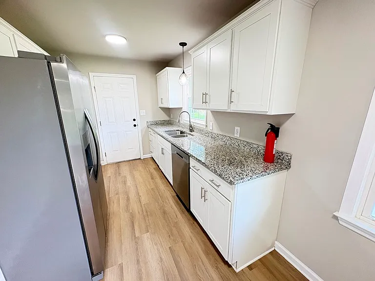 304 Belltown Rd — Photo 5
