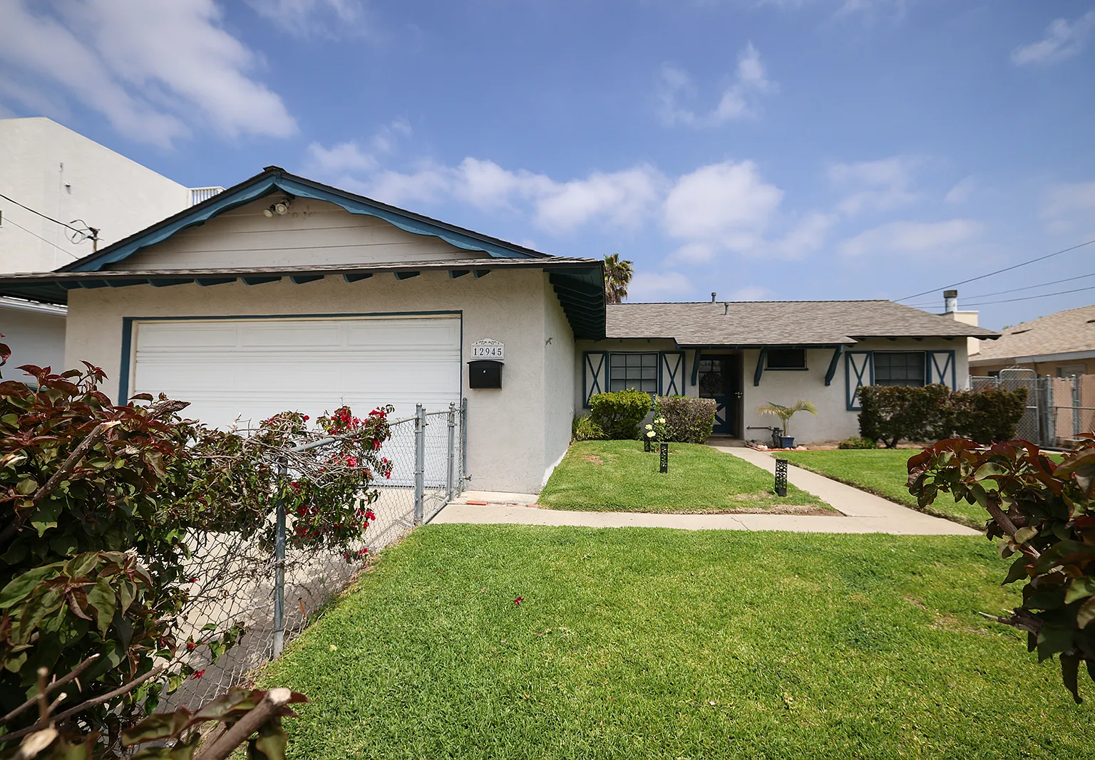 4 bed, 1552 sqft, $4,900 — Photo 2