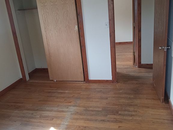 5th image of 4121 28th Ave APT 4