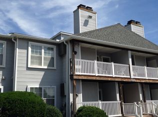 1904 Waters Edge Dr, Newark, DE 19702