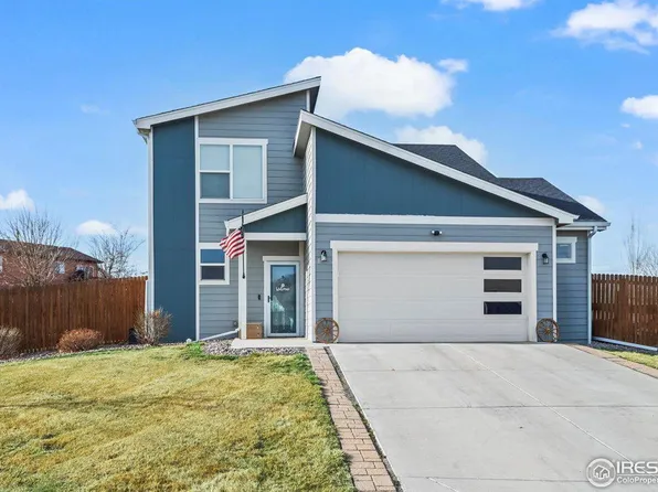 3827 Dove Ln, Evans, CO 80620