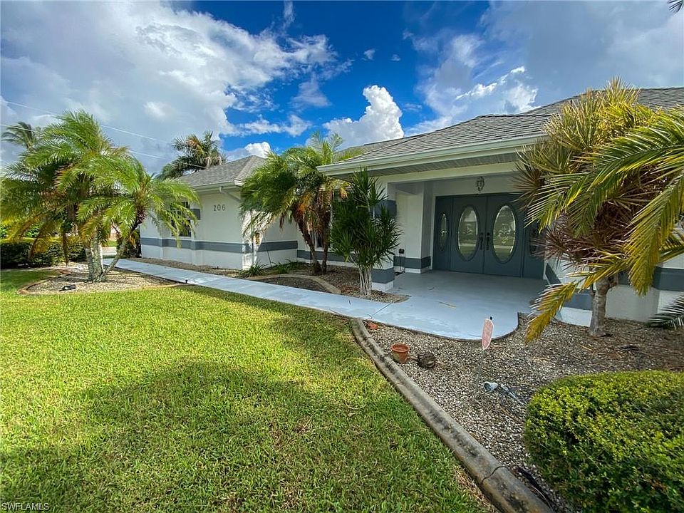 1st image of 206 SW 45th Ter