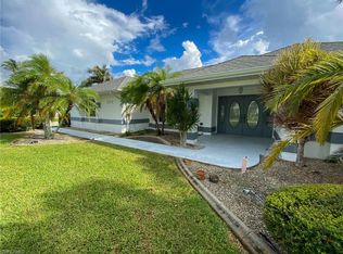 206 SW 45th Ter, Cape Coral, FL 33914