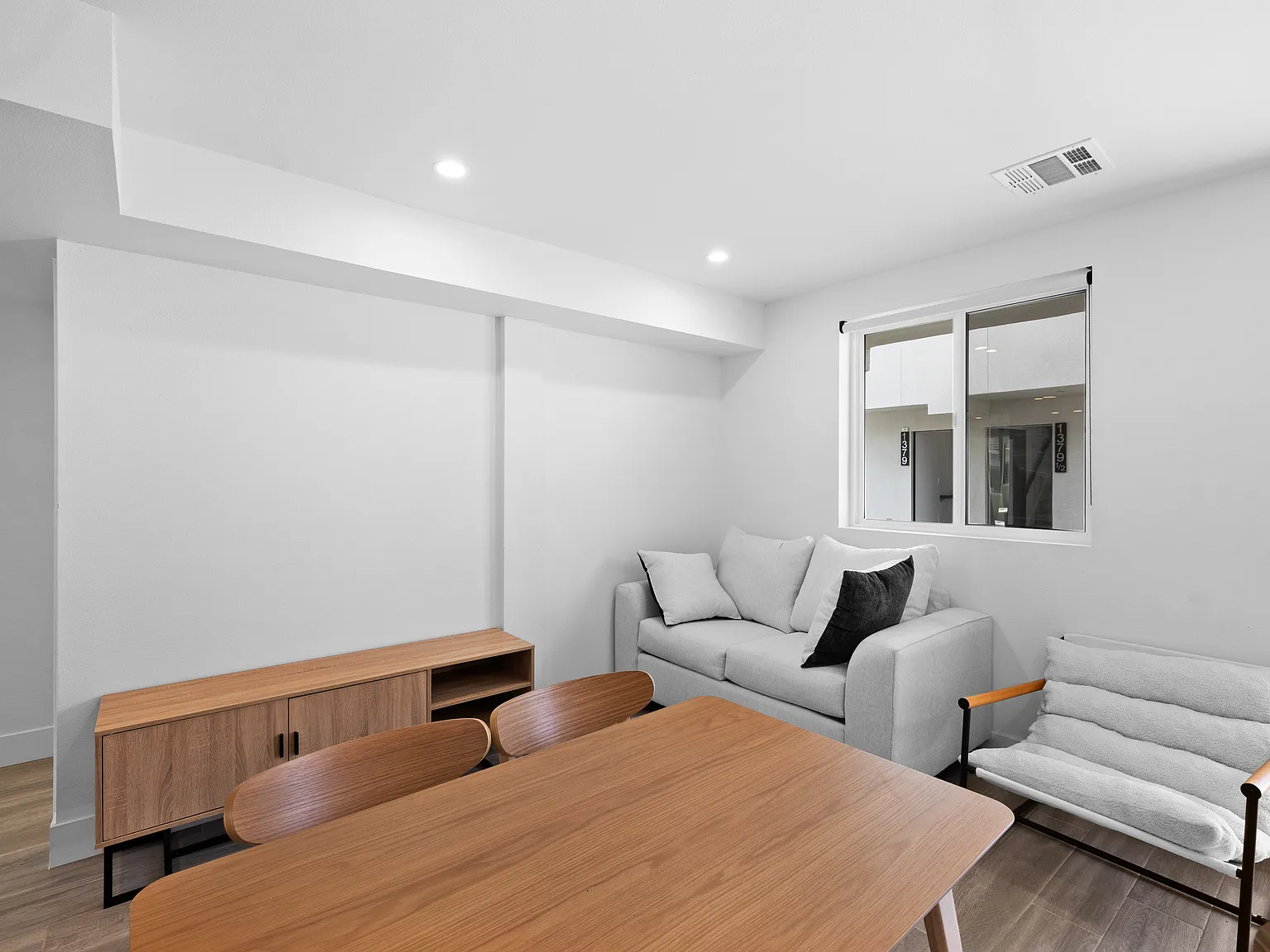 5401 Carlin St — Photo 3
