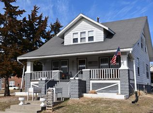 201 E Douglas St, Macon, MO 63552