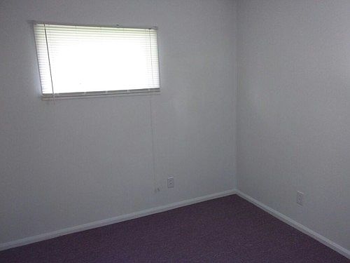 5th image of 3097 Wayne Ave