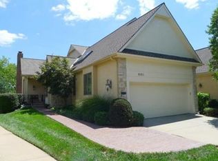9151 Riggs Ln, Overland Park, KS 66212