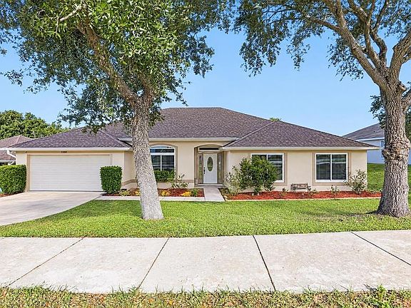 3rd image of 1254 N RIDGE BOULEVARD