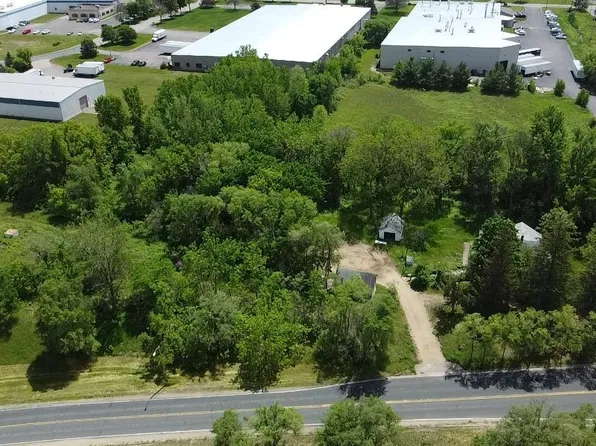 332 Quarry Rd, River Falls, WI 54022