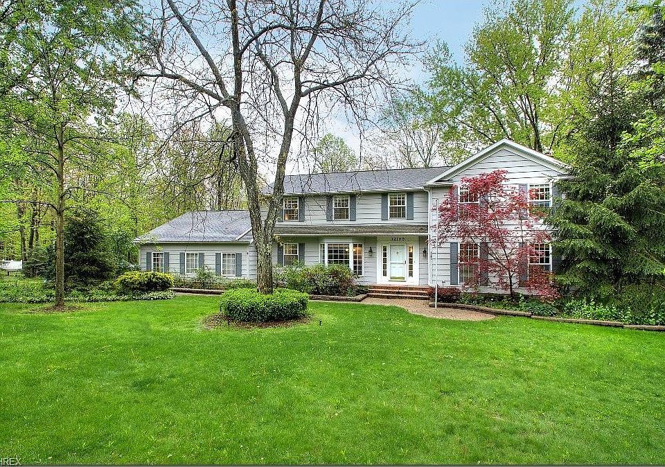 1st image of 32160 Burlwood Dr