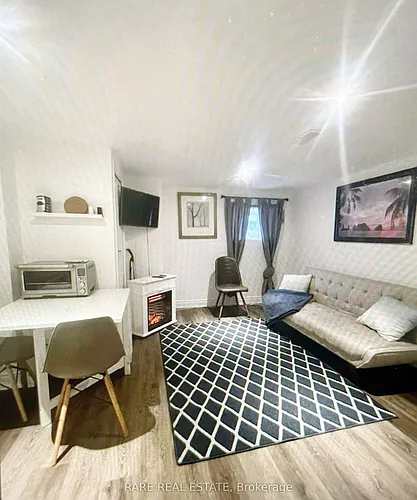 17 Leslie Anne Dr #LOWER Photo 1 17 Leslie Anne Dr #LOWER Photo 1