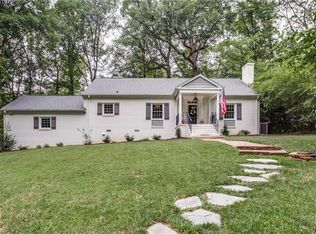 5406 Foxwood Dr, Greensboro, NC 27410