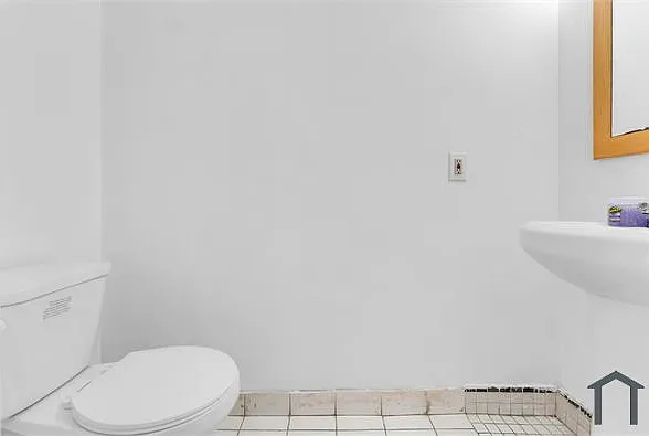 3 bed, 1428 sqft, $2,500 — Photo 4