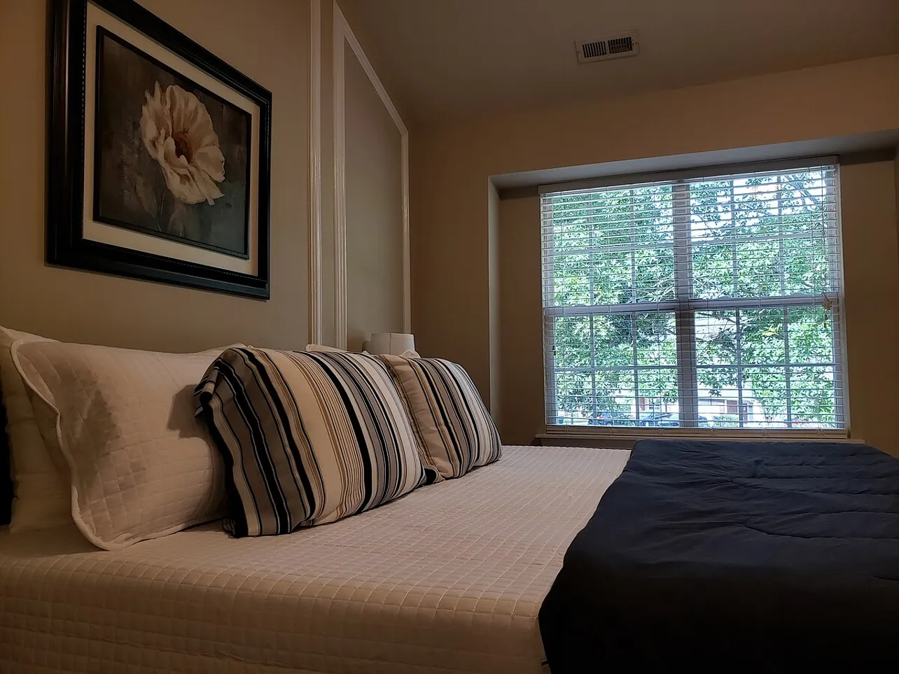 2 bed, $3,270 — Photo 2