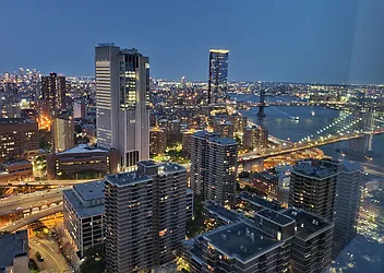 Rented by R New York