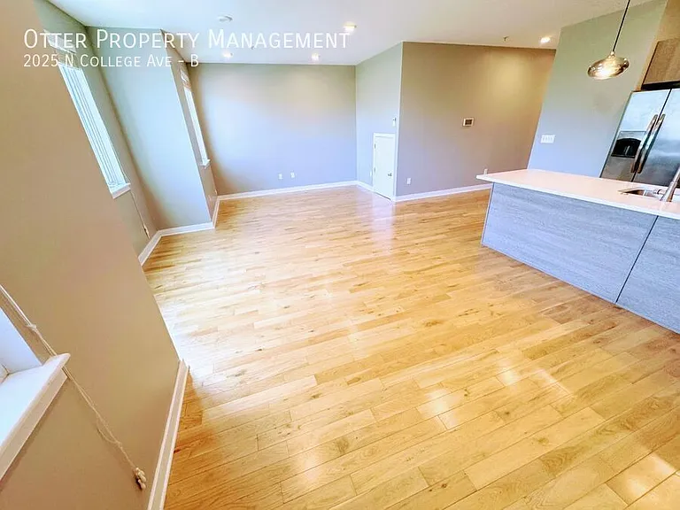 2025 N College Ave #B — Photo 10
