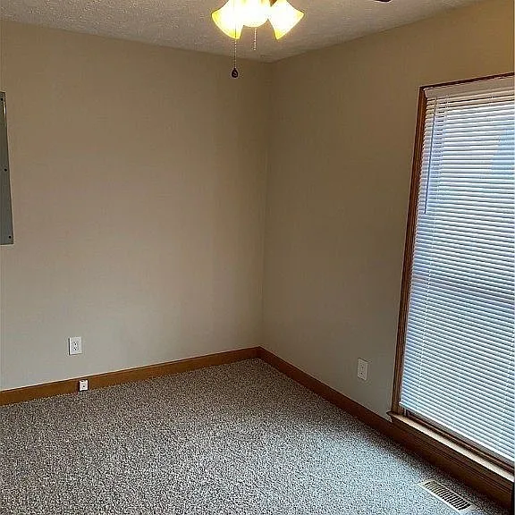 6636 Brookshire St — Photo 11