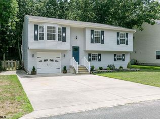 513 Cornwall Dr, Galloway, NJ 08205