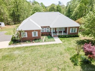 2224 Hensley Rd, Mineral, VA 23117