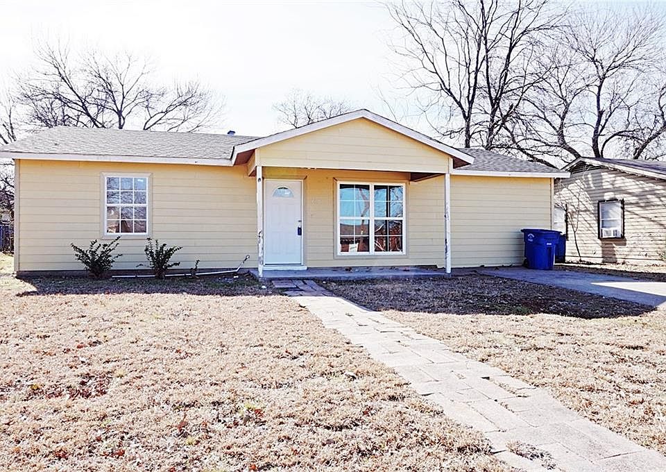 1st image of 716 Emberwood Dr