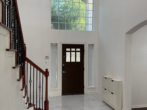 3rd image of 4372 Barchetta Dr