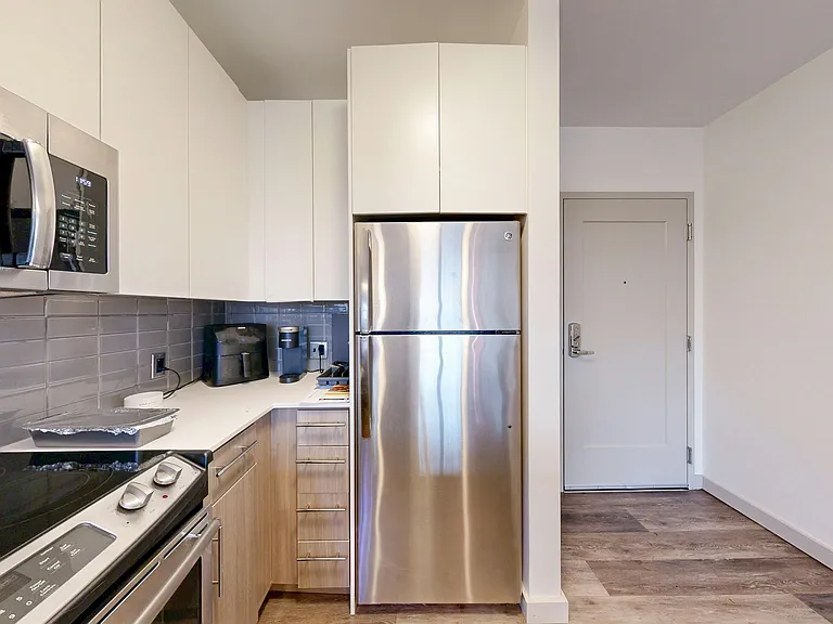 180 Telford St #321 — Photo 2