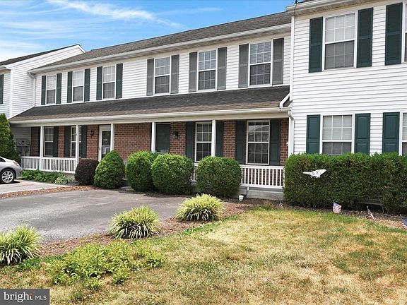 2nd image of 235 Chelmsford Dr