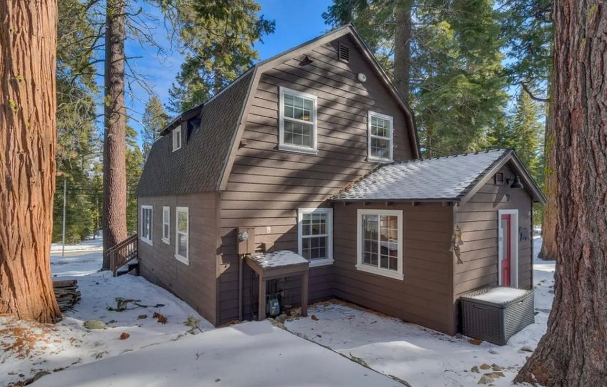 7090 W Lake Blvd — Photo 3