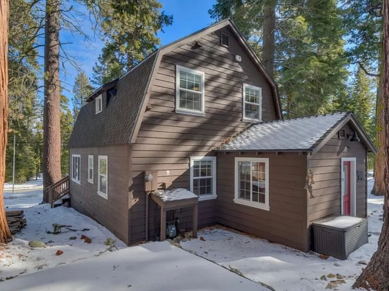 7090 W Lake Blvd — Photo 3