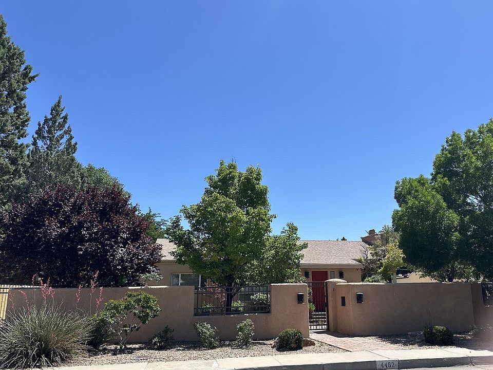 1st image of 4462 Avenida Del Sol NE