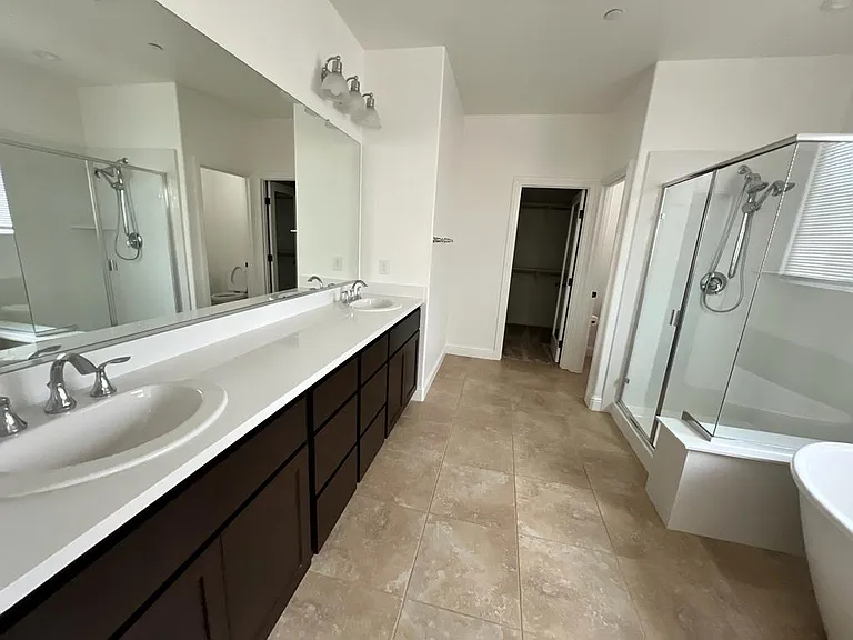 1335 Orchid Ct — Photo 21